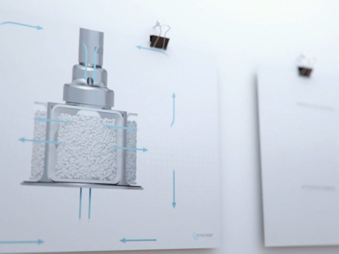 SpinChem reactor technology for improving mass transfer